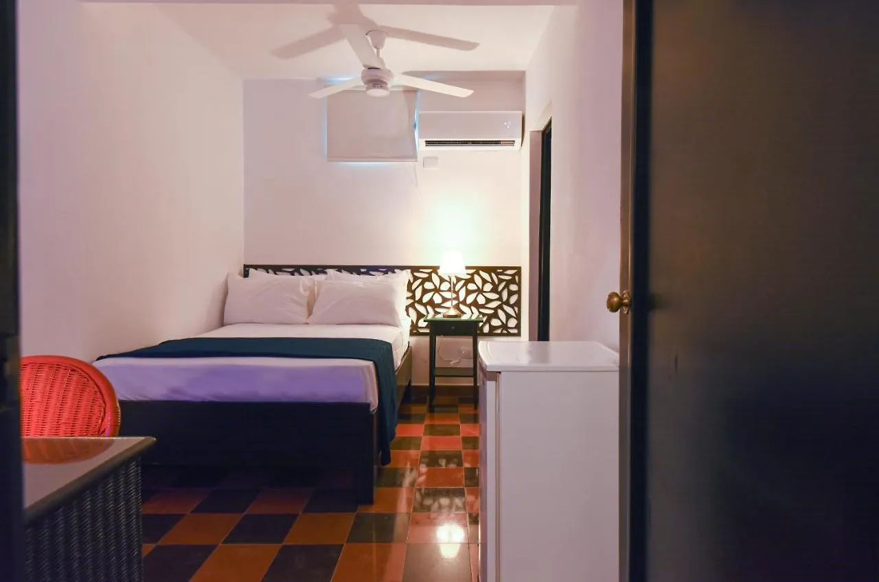Ph 19 Guesthouse Hotel In Gazcue Santo Domingo