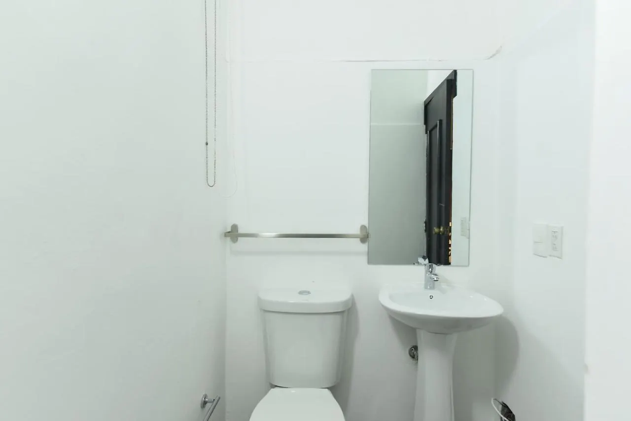 Ph 19 Guesthouse Hotel In Gazcue Σάντο Ντομίγκο