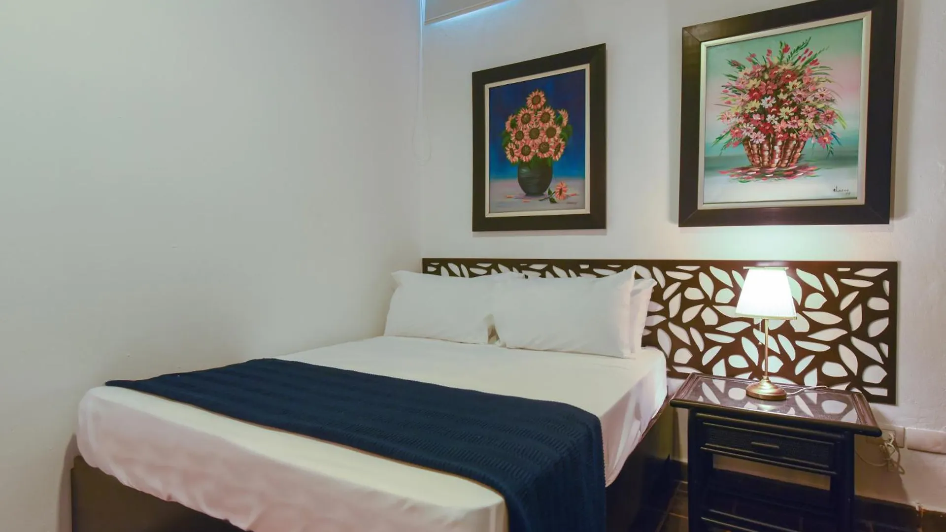 Ph 19 Guesthouse Hotel In Gazcue Σάντο Ντομίγκο